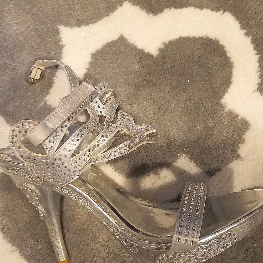 Beautiful sexy silver studded heels